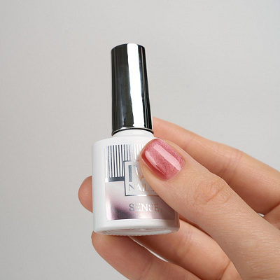 Гель-лак кошачий глаз IVA Nails SENSE №4 8 мл