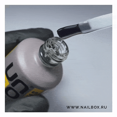 База для гель-лака UNO Strong Base прозрачная 8 г