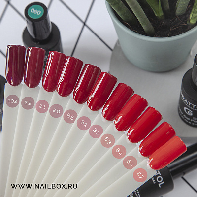 Гель-лак Grattol GTC083 Pure Red, 9 мл