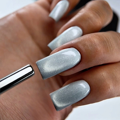 Гель-лак кошачий глаз MIO Nails Лунная кошка белая Moon Cats 8 мл