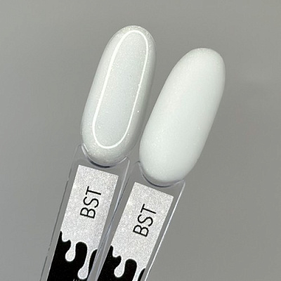 Камуфлирующая база для гель-лака Mystique Soffit 15 мл