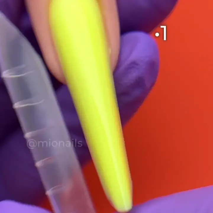 Гель Ice Cream Gel NEON #01 Mio Nails 13 г