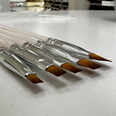 Набор кистей гелевых 5 предметов белые