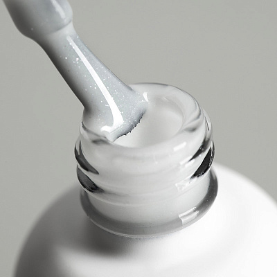 Камуфлирующая база для гель-лака молочная Rubber Base Monami MILK Shine 8 г