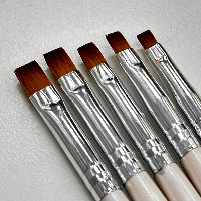 Набор кистей гелевых 5 предметов белые