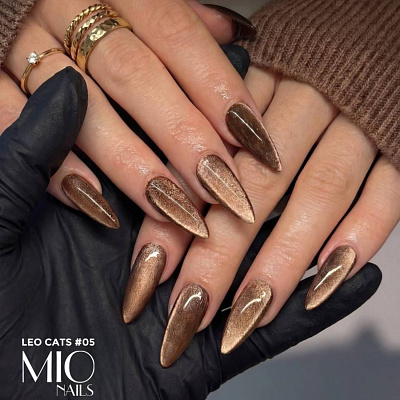 Гель-лак кошачий глаз MIO Nails LEO Cats №05 8 мл