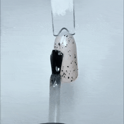 Финишное покрытие для гель-лака глянцевое №101 IQ Beauty Black Egg Gloss Top 10 мл