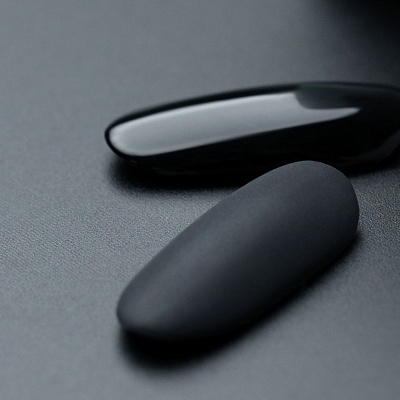 Матовый топ для гель-лака с липким слоем  MIO Nails Velvet Luxe 15 мл