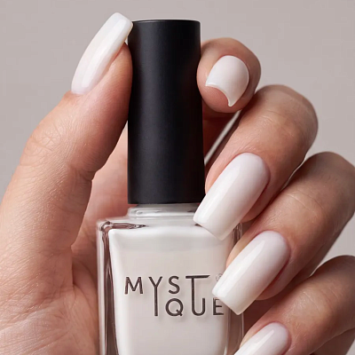 Лак для ногтей Mystique «Кокос» #10 укрепляющий с витамином E 15 мл